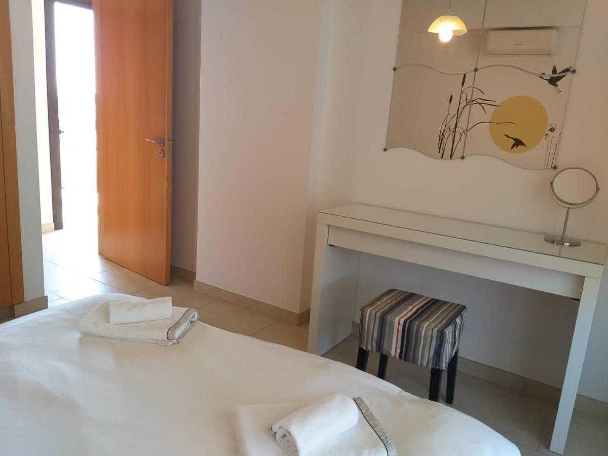 Horizon Luxury Apartment 4 Larnaca Exterior photo